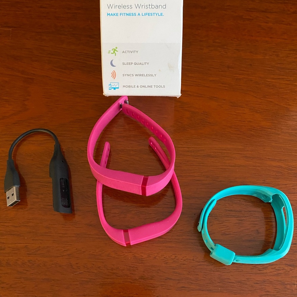 FitBit FLEX WIRELESS - Picture 5 of 5